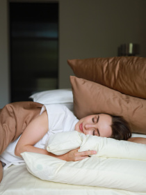 Комплект постельного белья с ткани Сатин цвет Карамельный и молочный BedclozZzes модель 18641-2 Фото