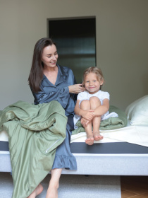 Комплект постельного белья с ткани Сатин цвет Оливковый и молочный BedclozZzes модель 18641-4 Фото