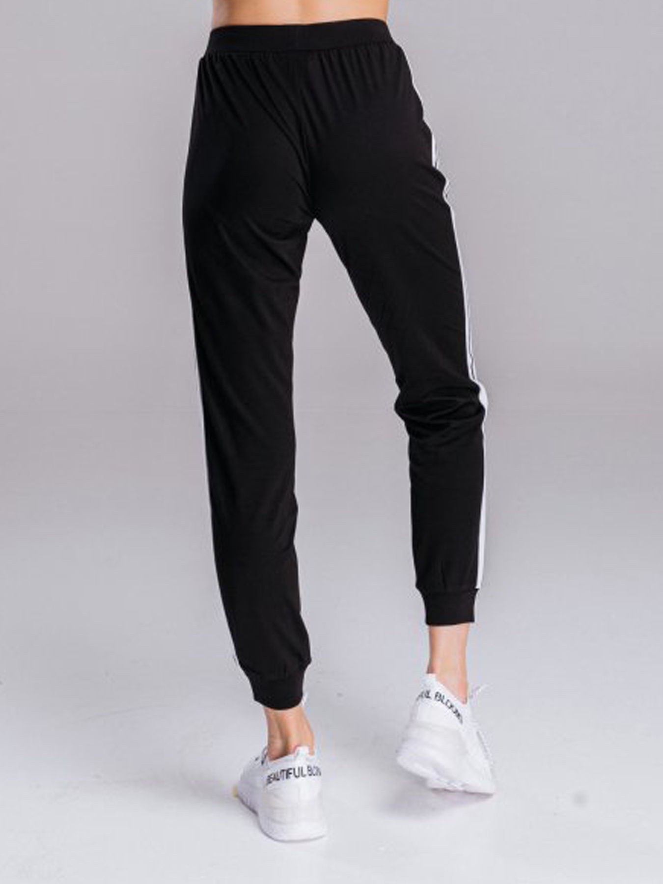 Штаны спортивные Peak модель FW302822-BLA Фото