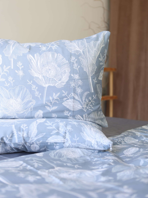 Постільна білизна з турецього мерсеризованого сатину, оздоблена білим кантом та виконана зі 100% бавовни BedclozZzes модель 15746 Фото