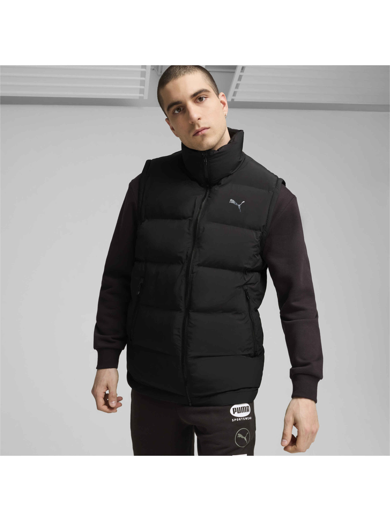 Жилет з утеплювачем PUMA Mono Vest модель 626468 Фото