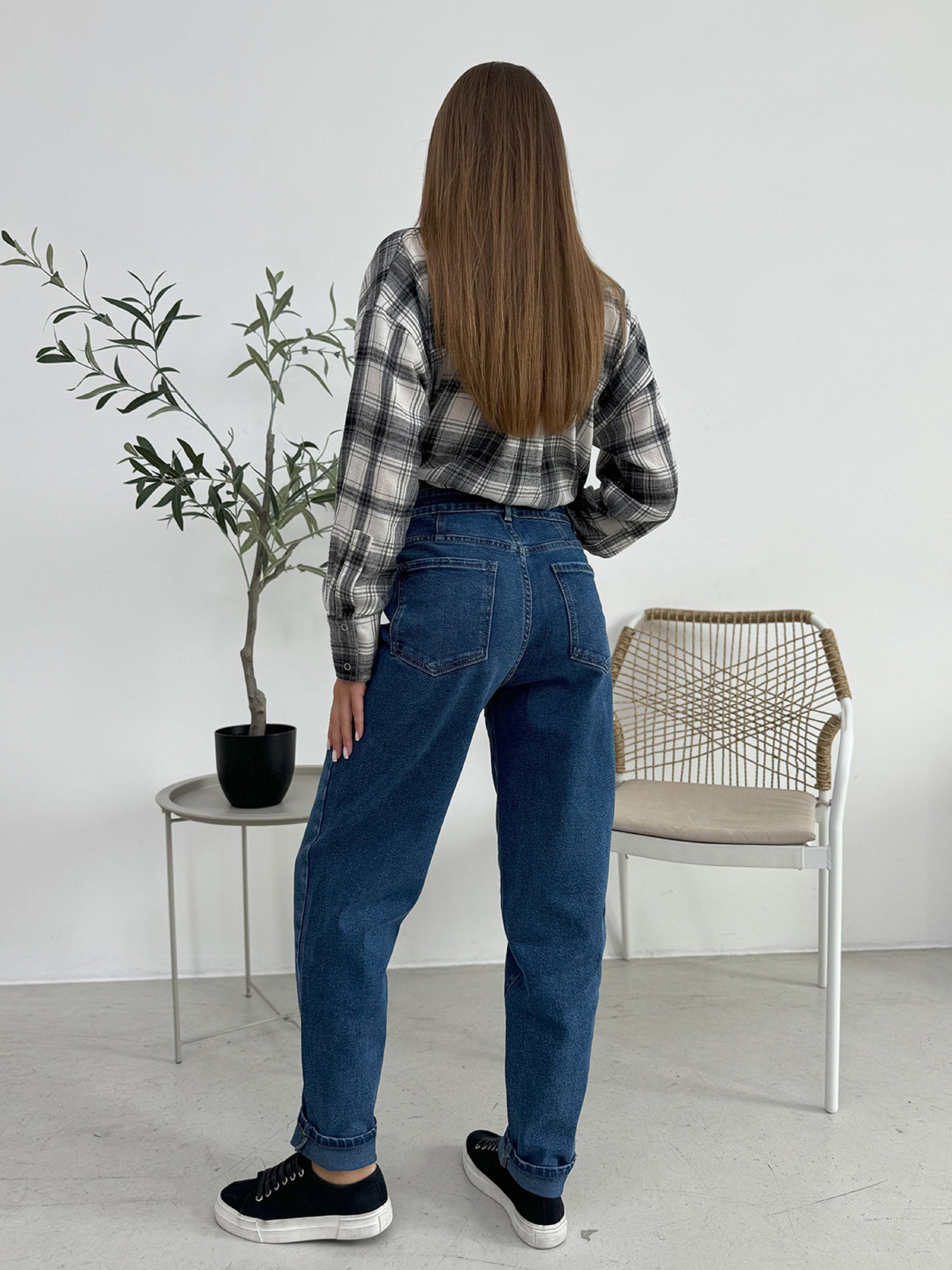 Завужені джинси ISSA Plus модель WN20-652_синий Фото