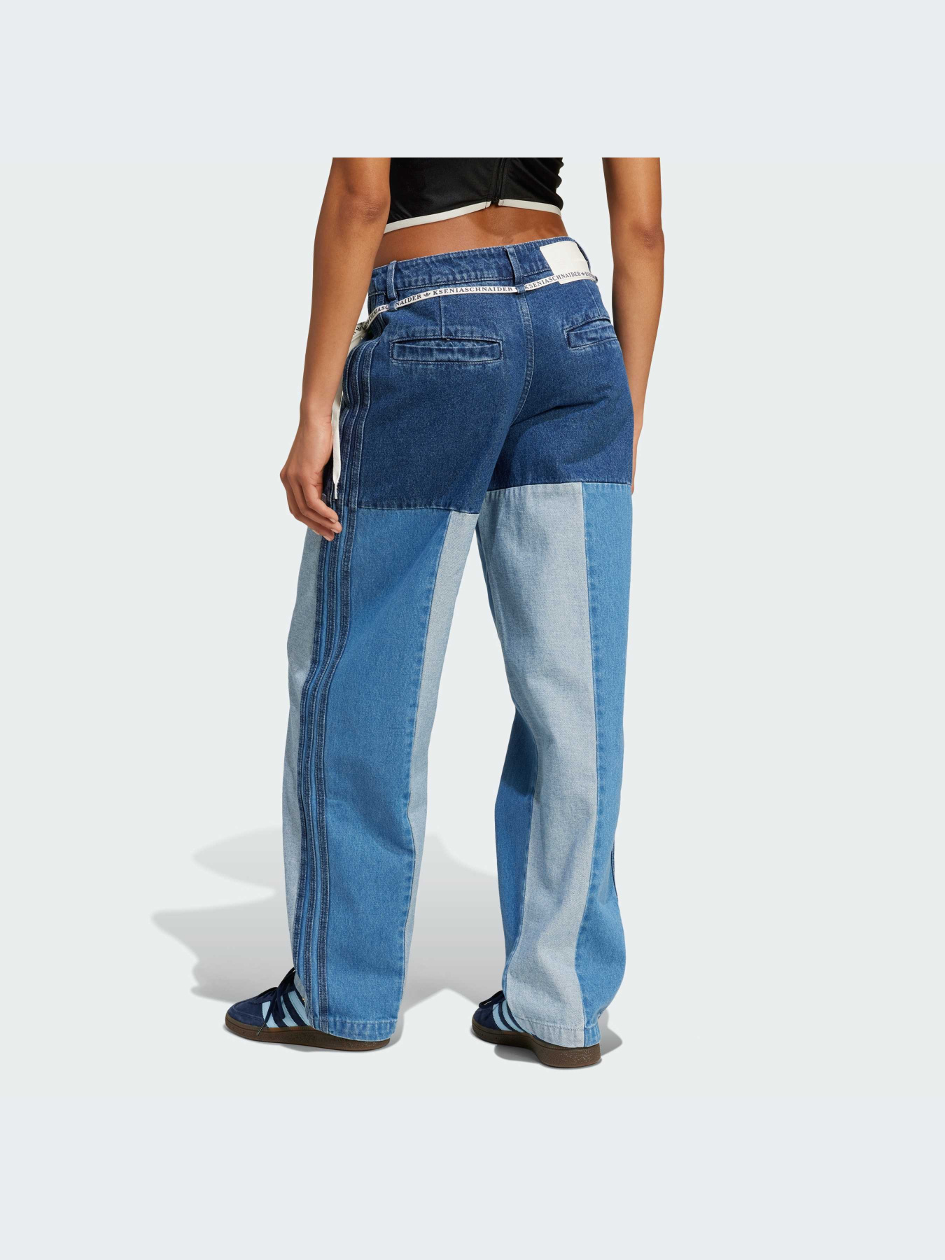 Широкі джинси Adidas KSENIASCHNAIDER модель IW5663 Широкі джинси Adidas KSENIASCHNAIDER модель IW5663 Фото