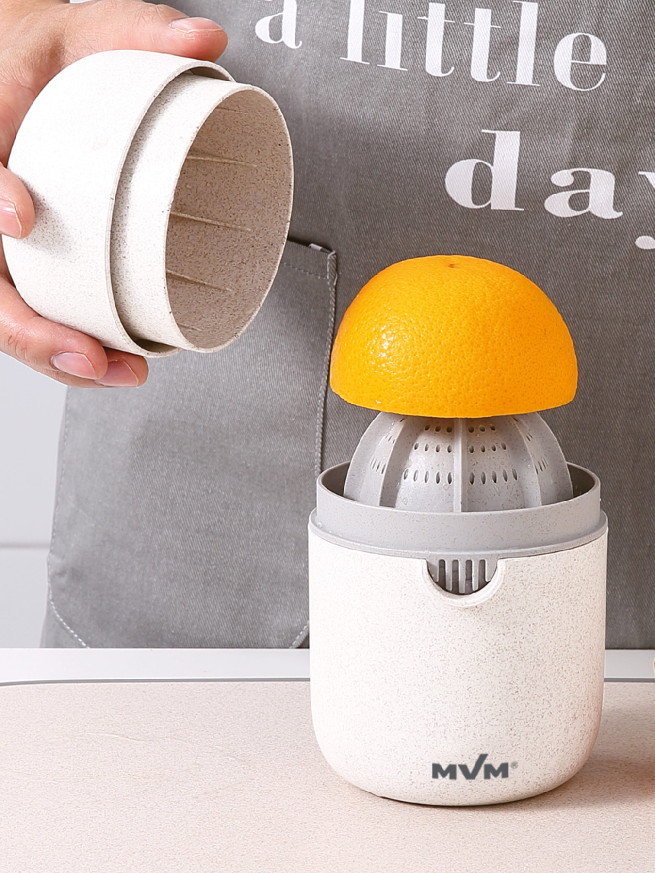 Соковитискач ручний для фруктів MBM HOME модель KP-06 WHITE Фото