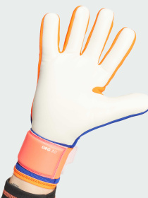 Перчатки для спорта Adidas Predator модель IX3860 Фото