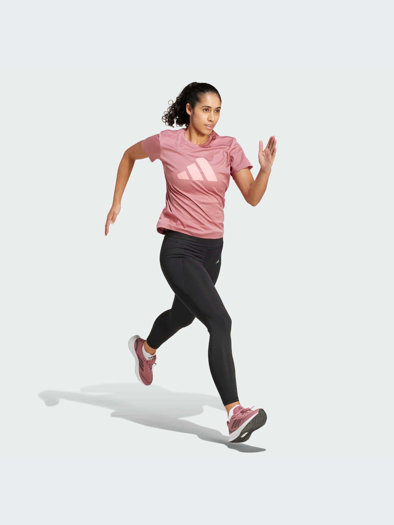 Спортивна футболка Adidas модель IW8444 Фото