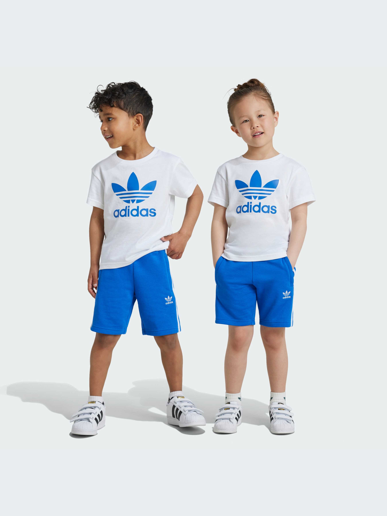 Костюмы Adidas Adicolor модель JE1609-KZ Фото