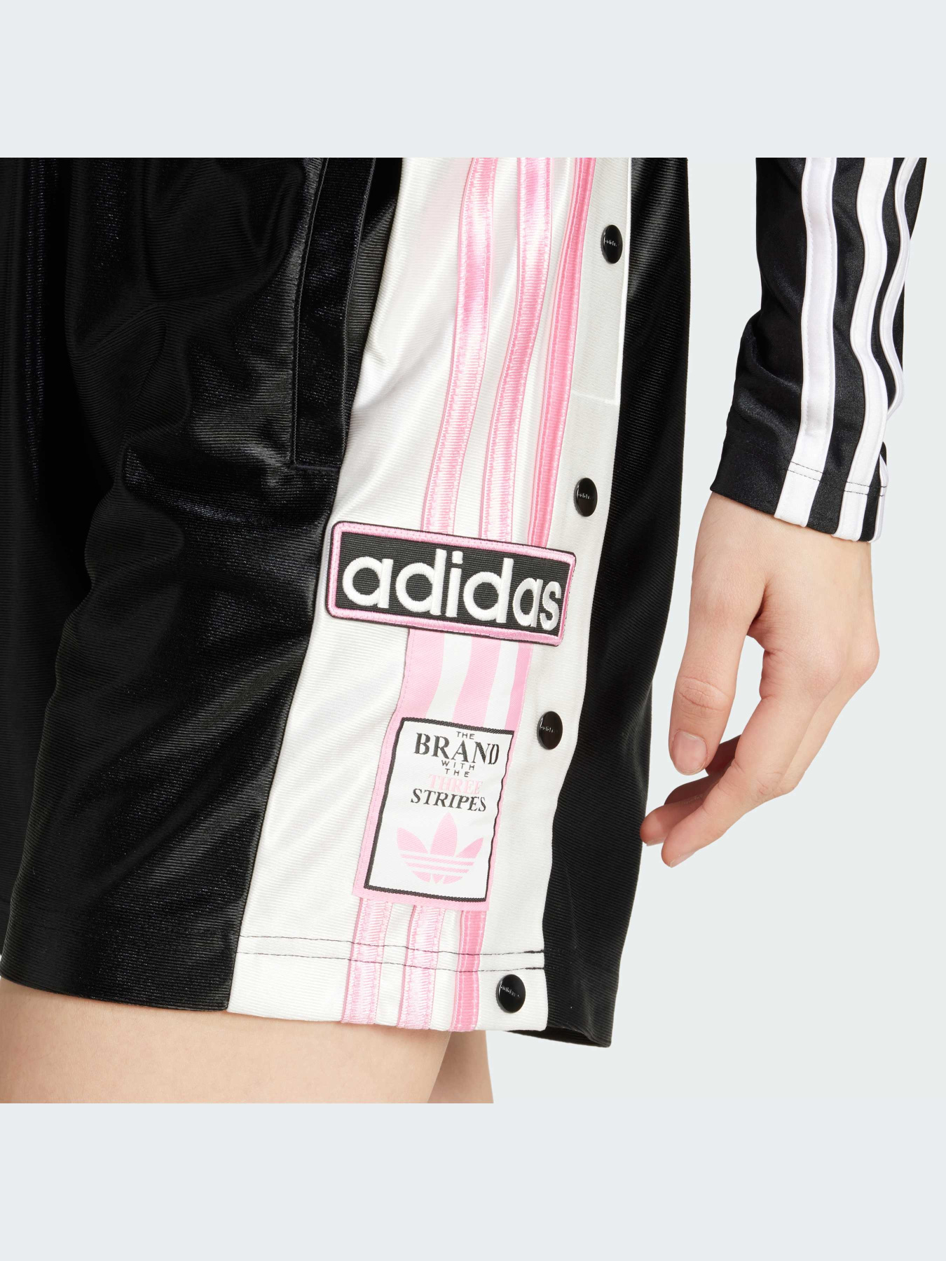 Шорты Adidas модель IW5592-KZ Фото