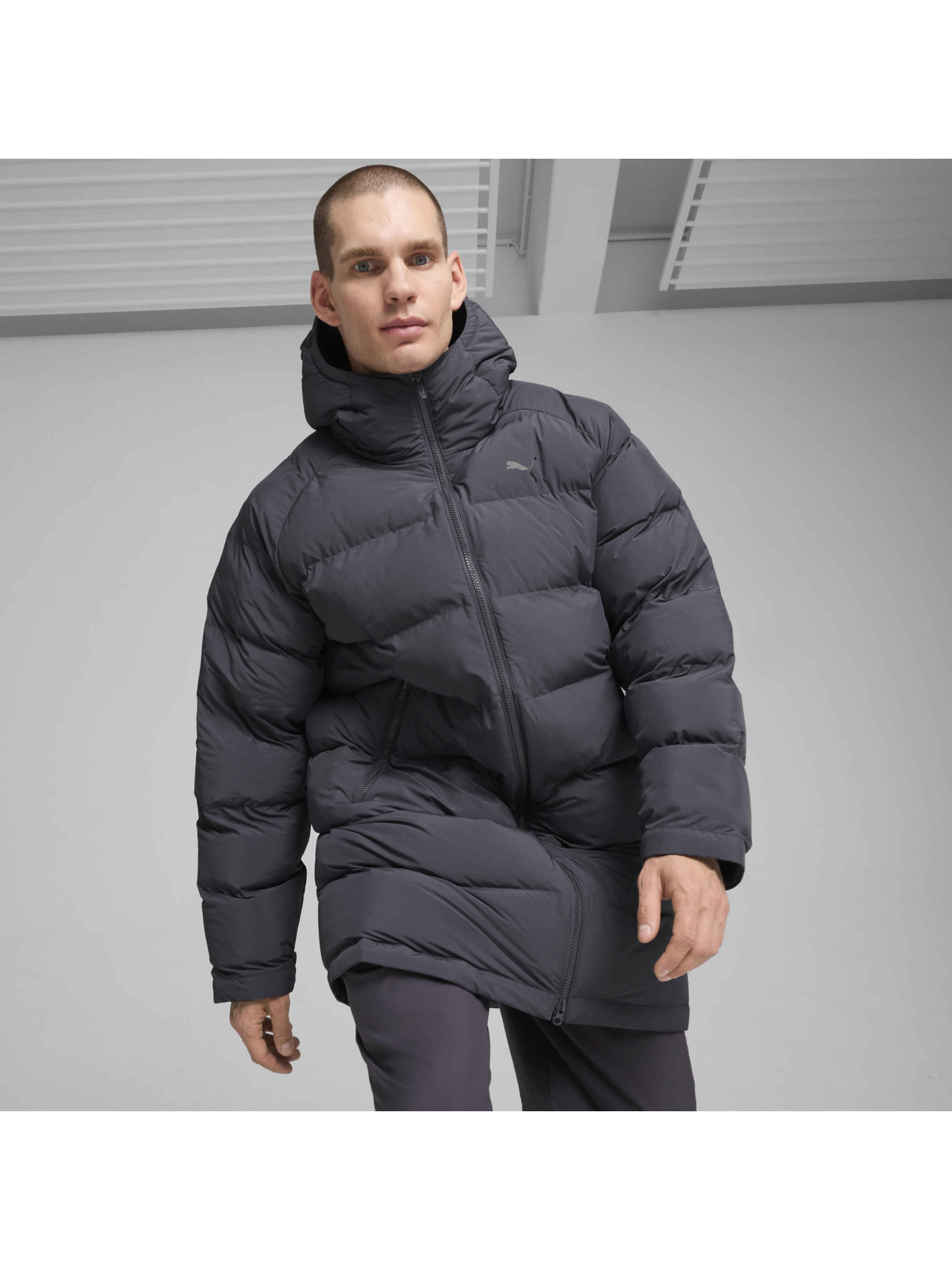 Демисезонная куртка PUMA Mono Parka модель 626471 Фото