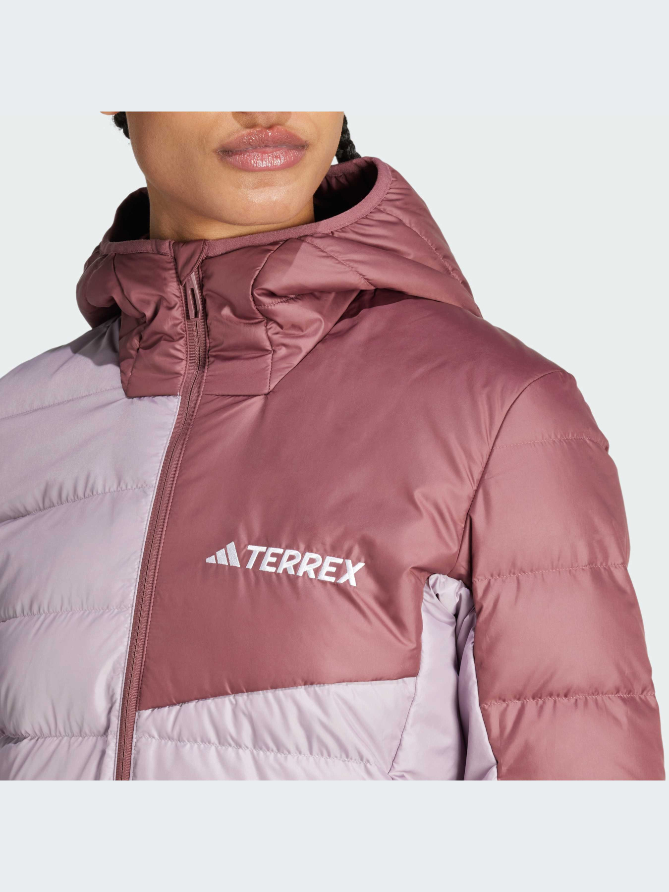 Демісезонна куртка Adidas модель JE6717 Демісезонна куртка Adidas модель JE6717 Фото