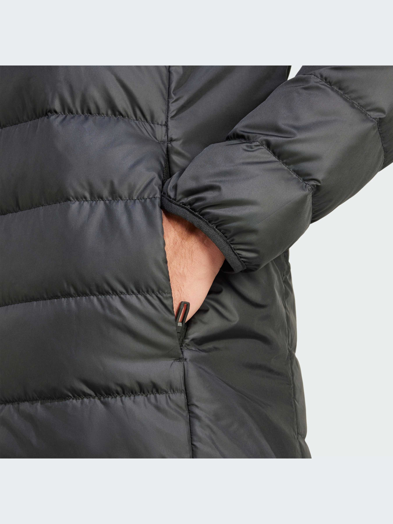 Пуховик Adidas модель JE6758 Пуховик Adidas модель JE6758 Фото