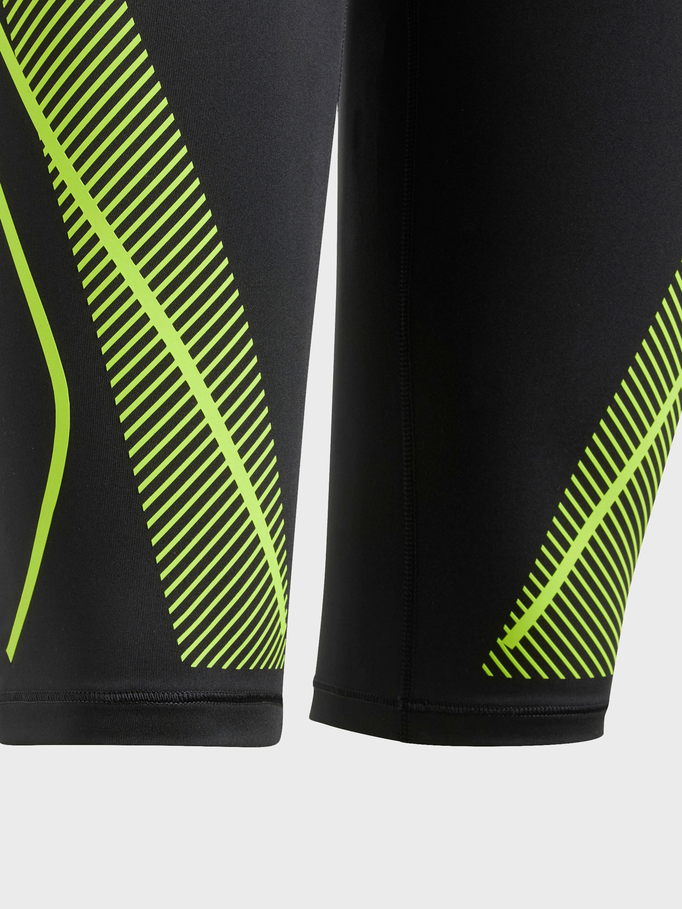 Велосипедки Adidas модель IZ0175 Велосипедки Adidas модель IZ0175 Фото