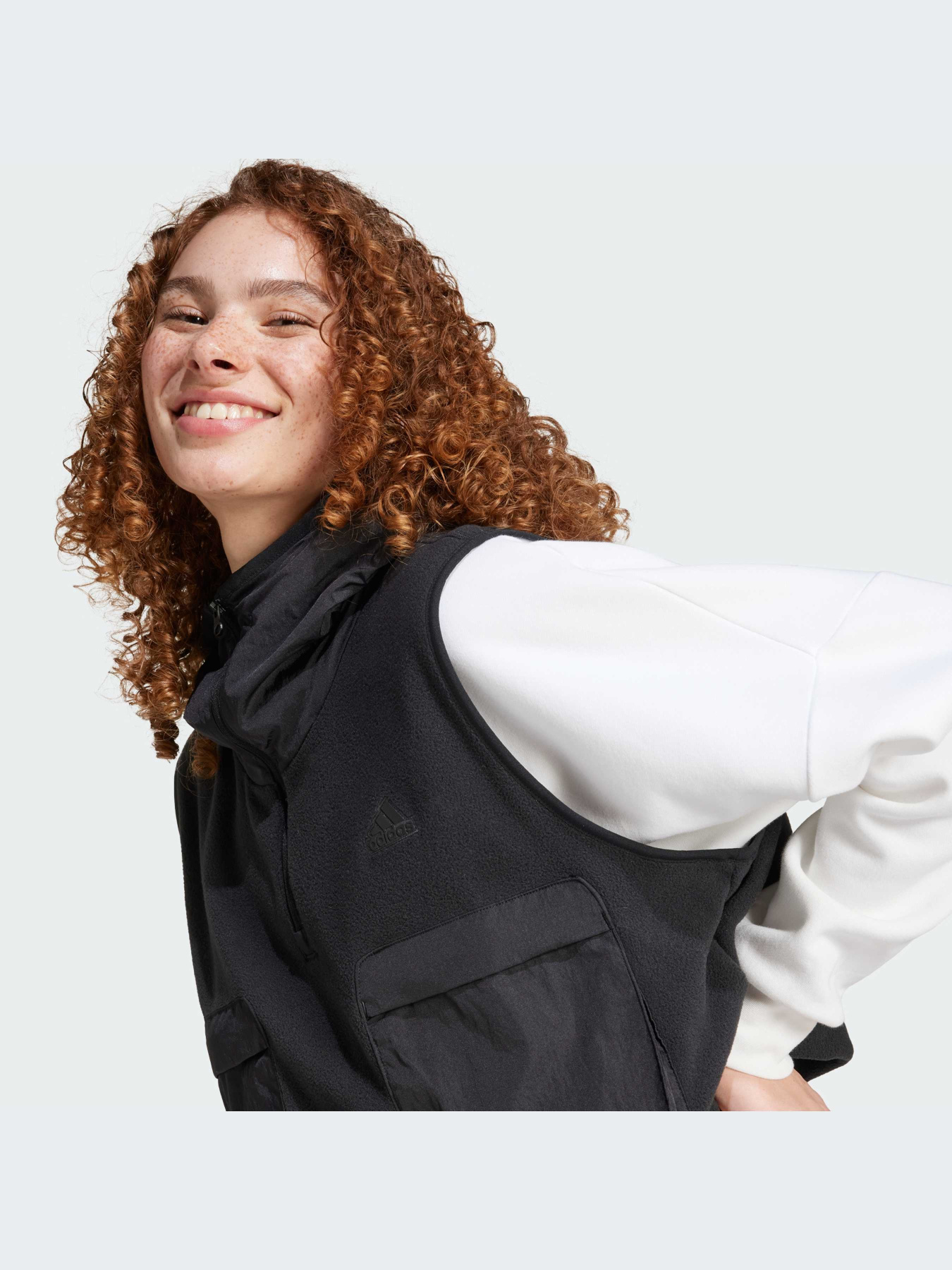 Утепленный жилет Adidas модель IV7521 Фото