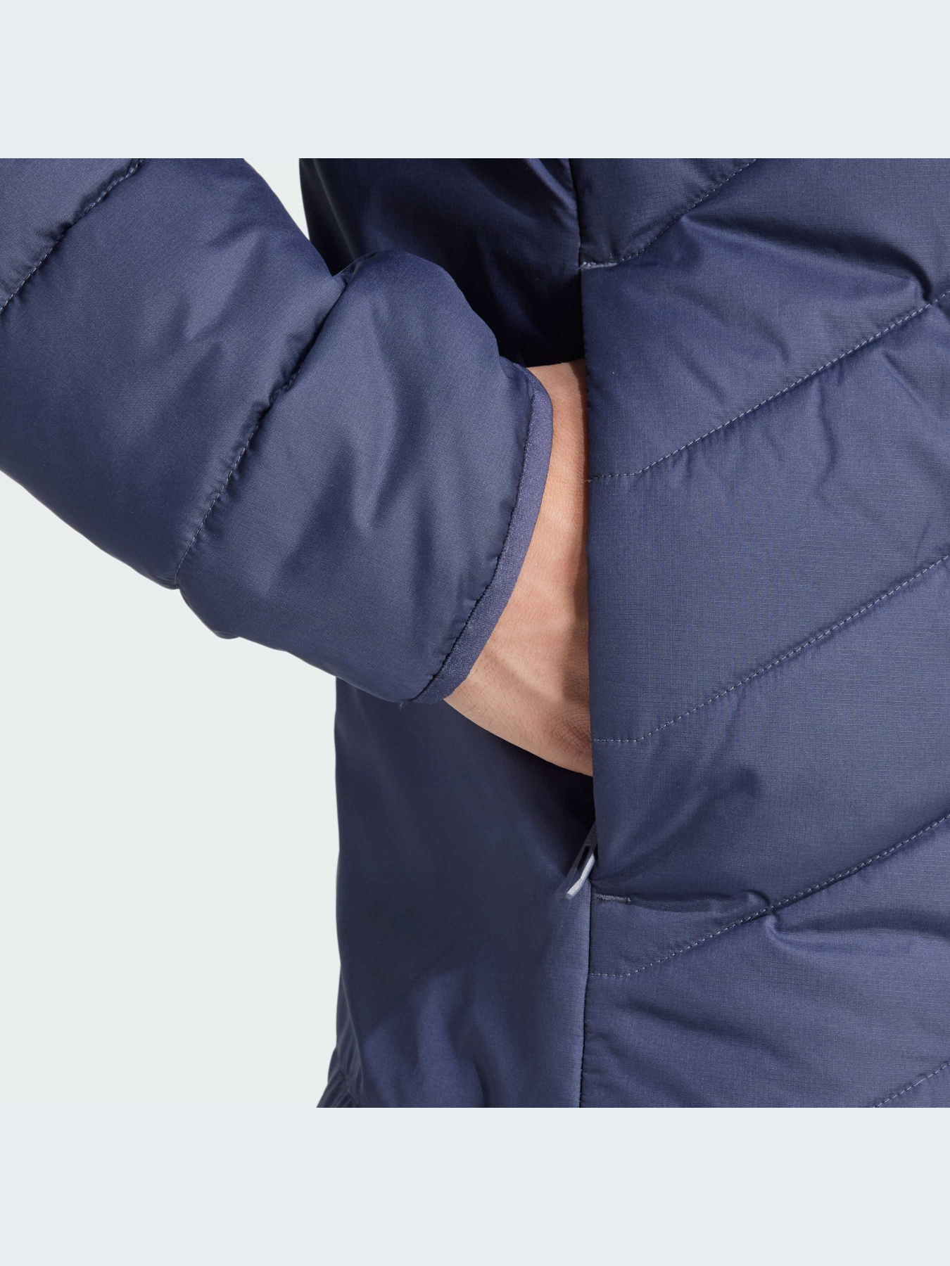 Демисезонная куртка Adidas модель IM7686 Фото