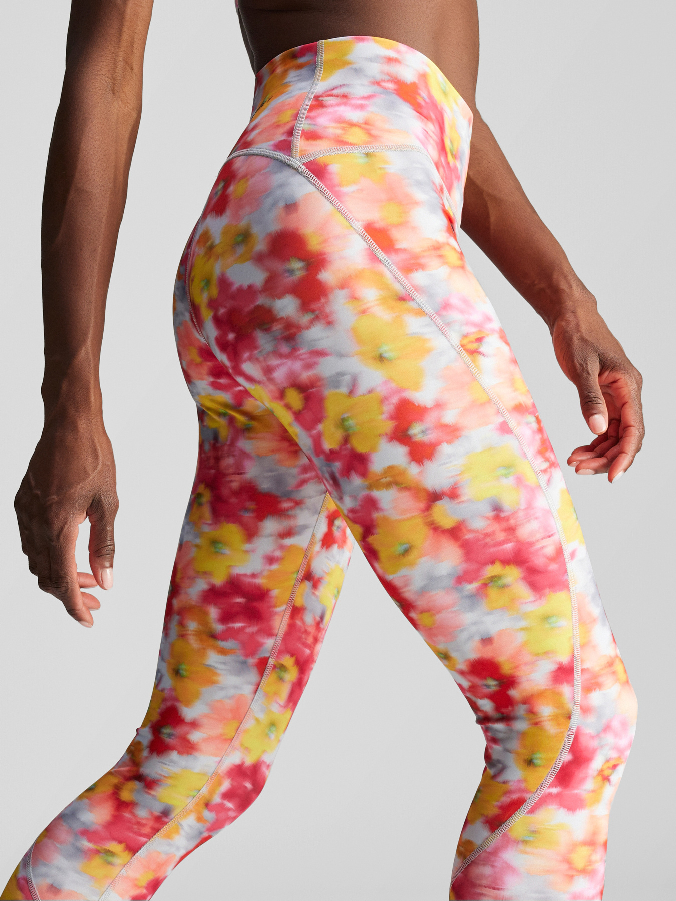 Спортивные леггинсы Adidas модель IW3879 Фото