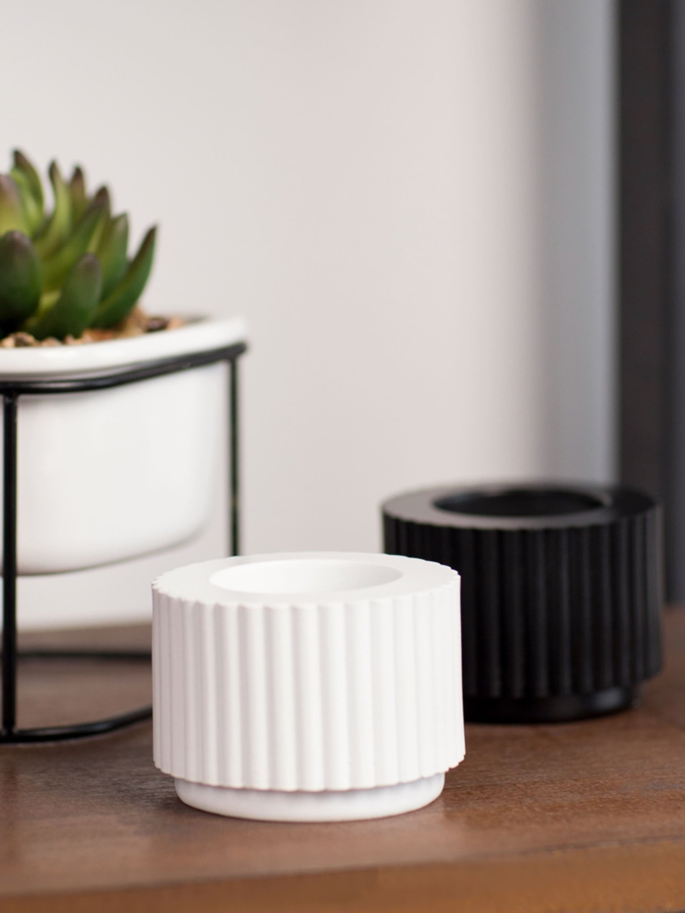 Свічник круглий білий MBM HOME модель SK-37 WHITE Фото