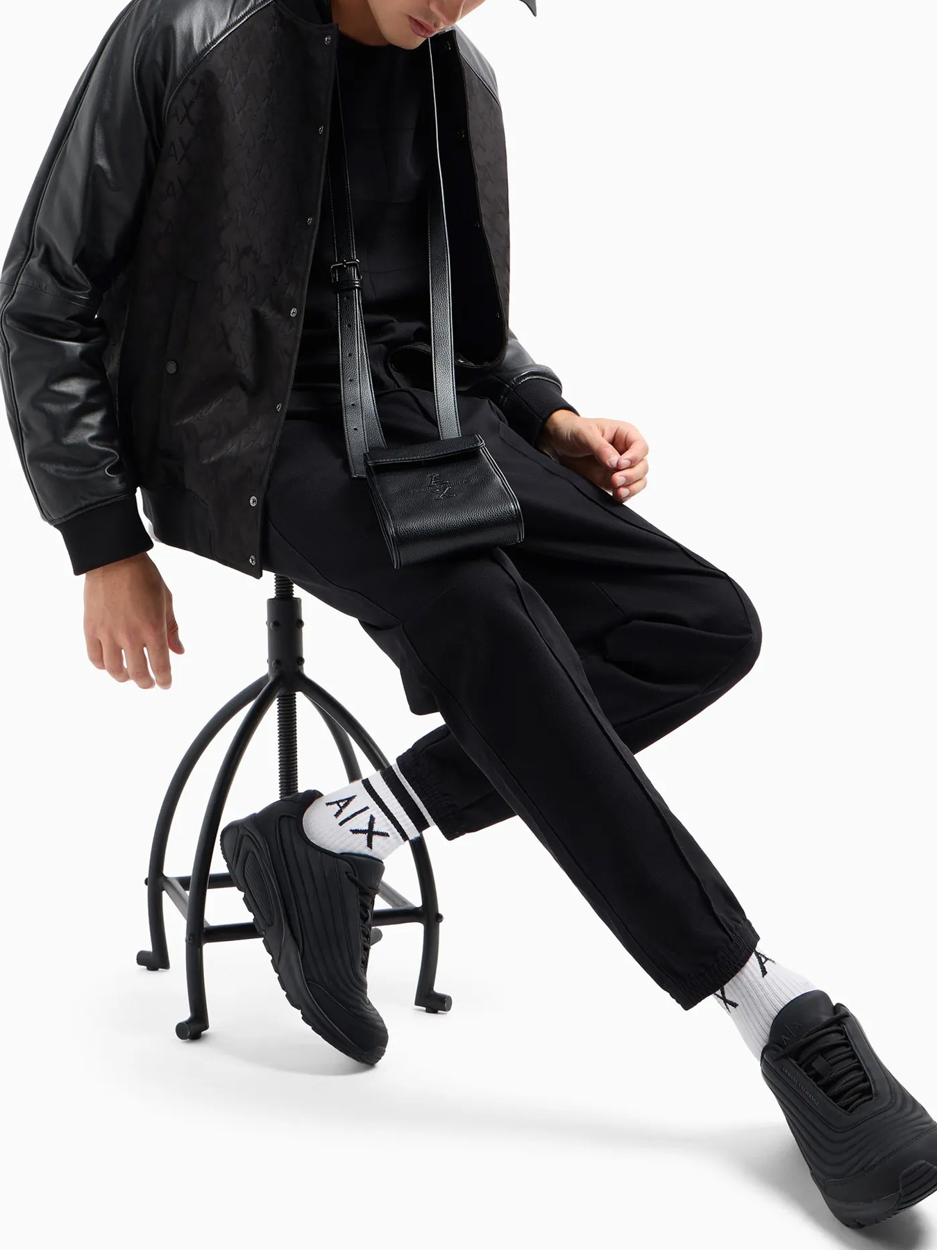 Футболки и поло Armani Exchange модель 6DZTLK-ZJ2ZZ-1200 Фото