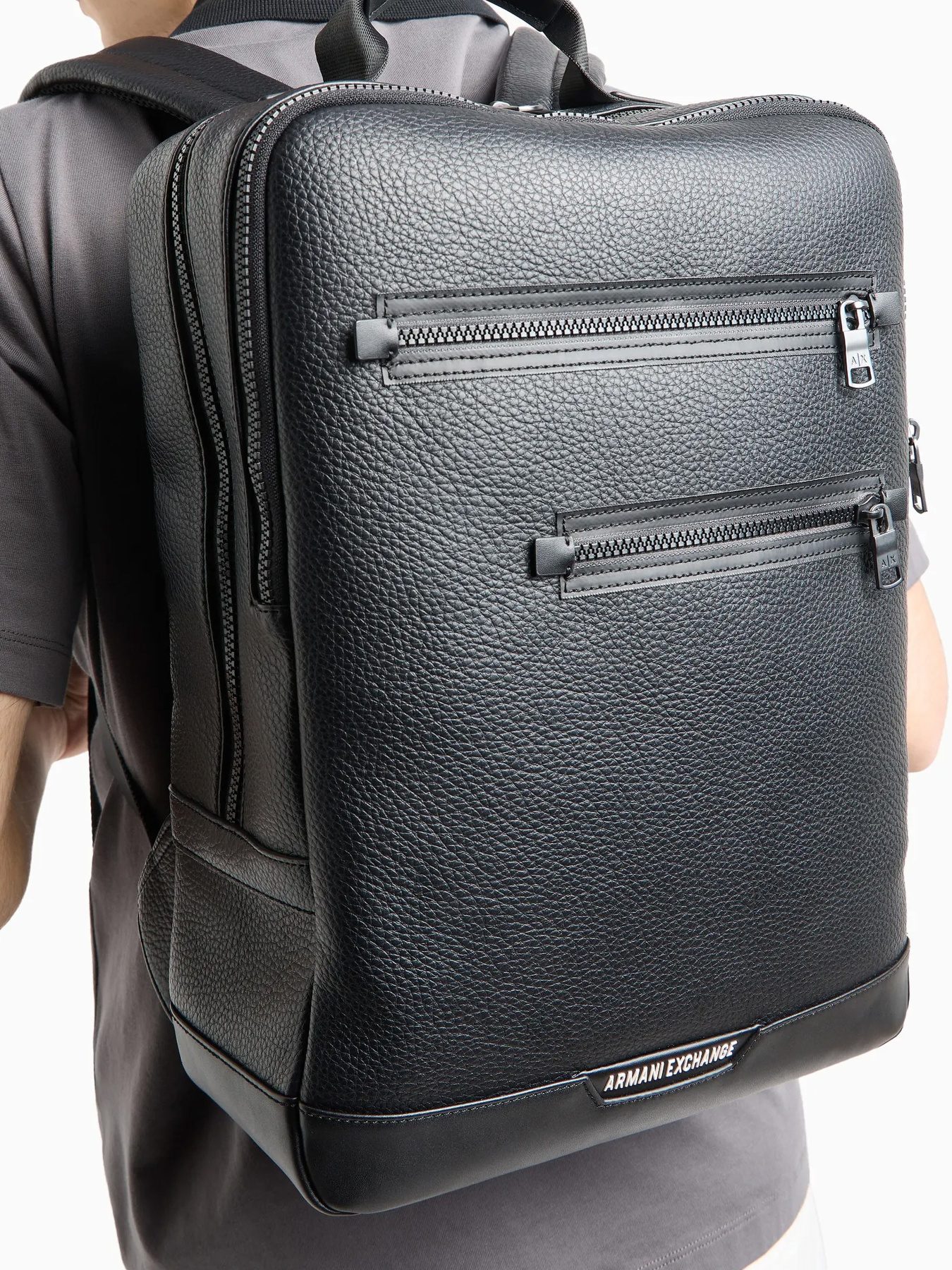 Рюкзаки Armani Exchange модель 952693-4F863-00020 Фото