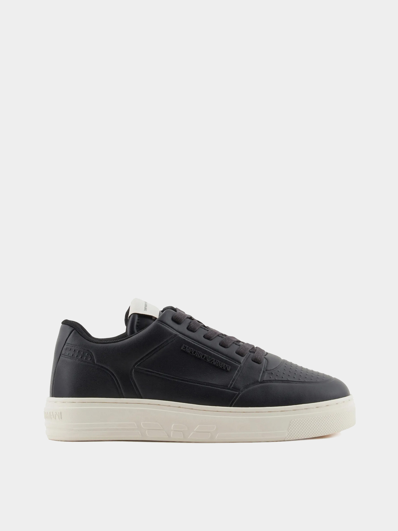 Кроссовки Emporio Armani модель X3X227-XF805-00002 Фото