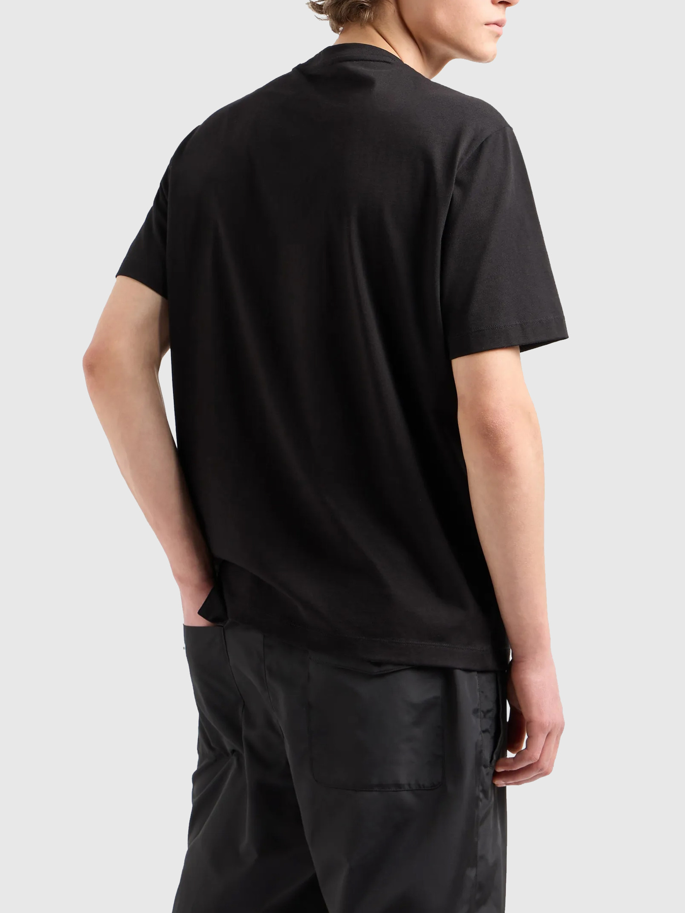 Футболки и поло Armani Exchange модель 6DZTLR-ZJLFZ-1200 Фото