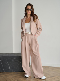 Діловий костюм ISSA Plus модель 14843_бежевый Фото