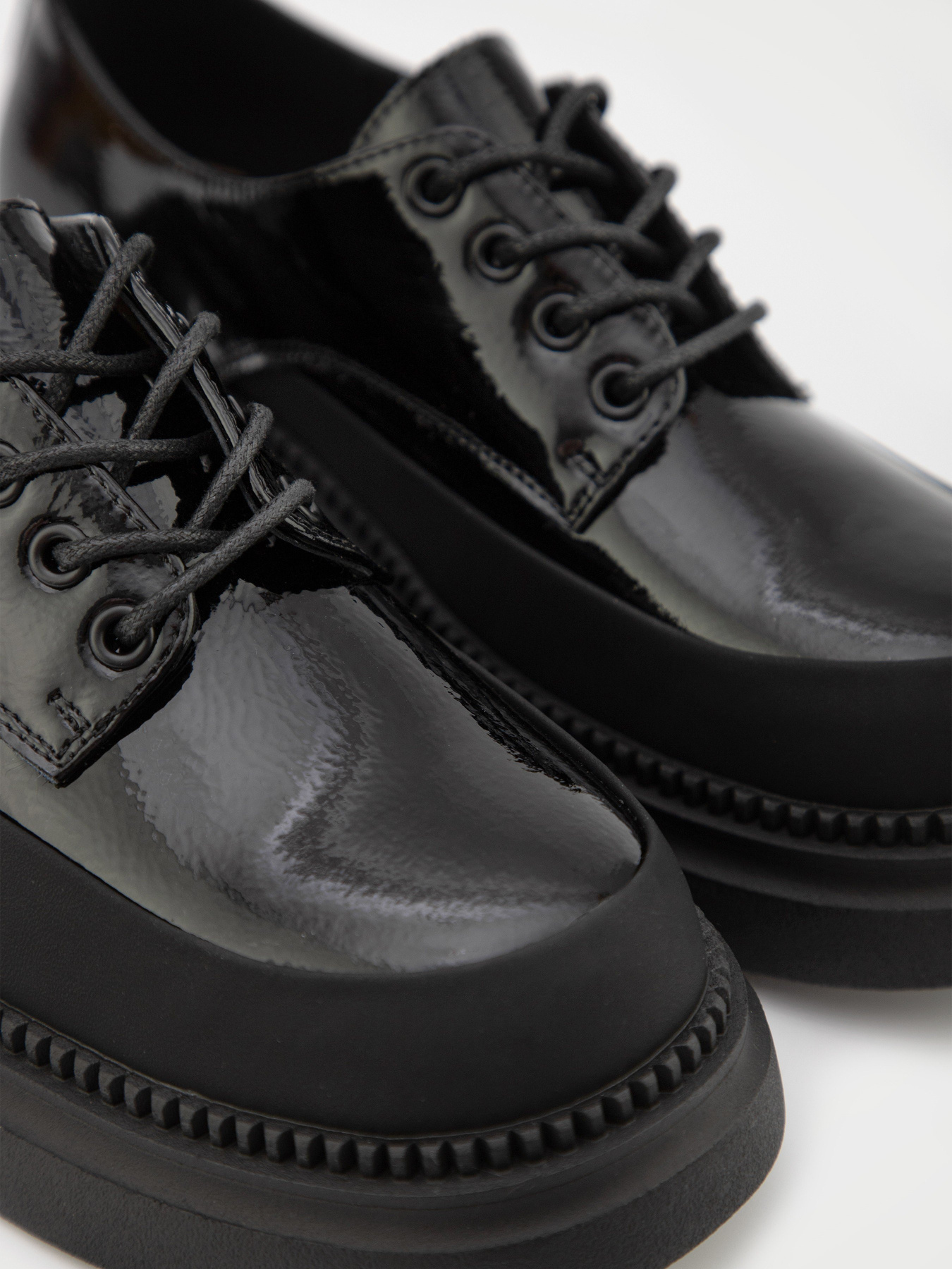 Броги URBAN TRACE модель UT18468-WL Фото