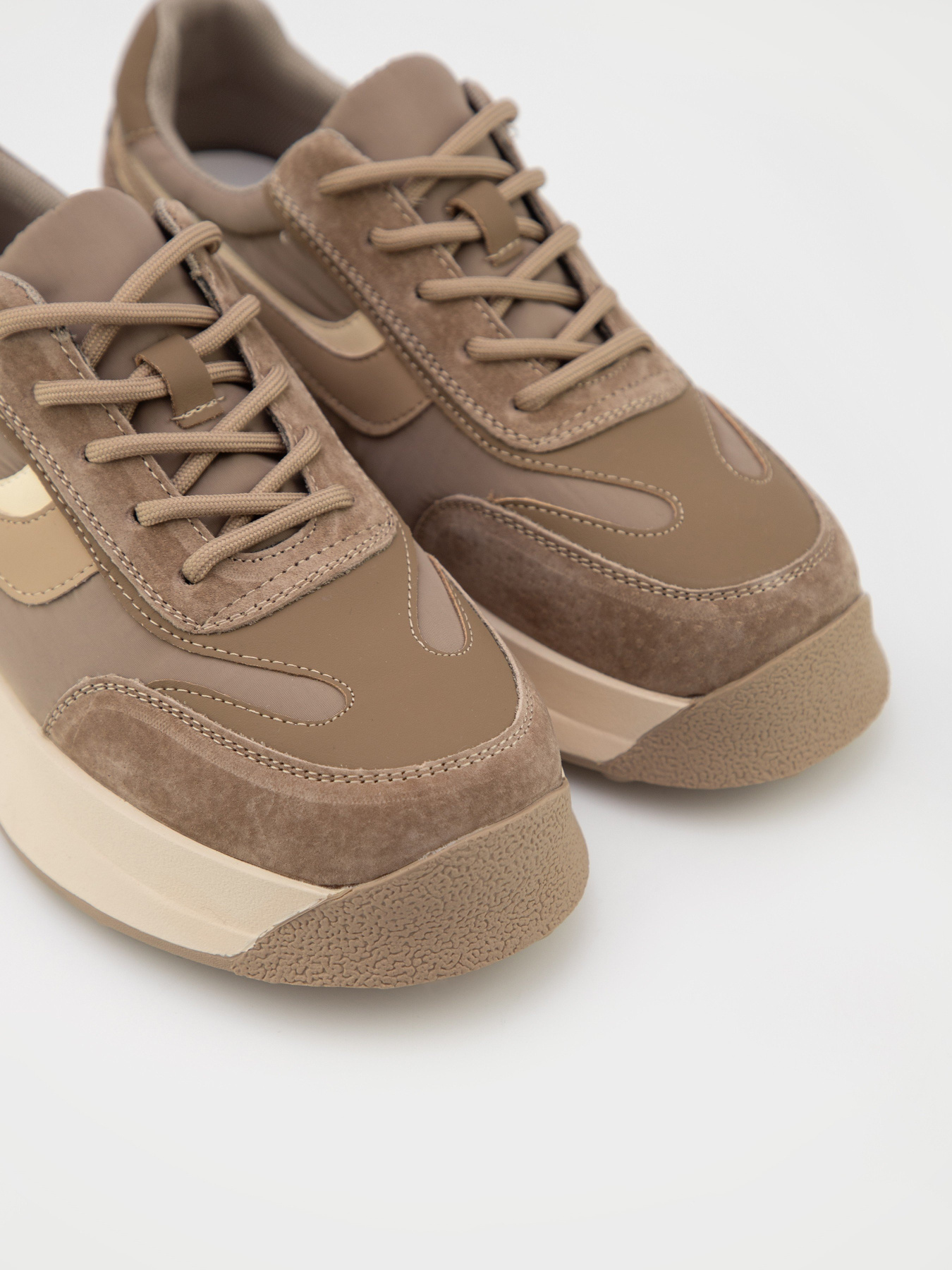 Кроссовки URBAN TRACE модель UT19930-WT Фото