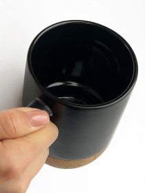 Кружка с пробковой подставкой черная MBM MY HOME модель KP-14 BLACK Фото
