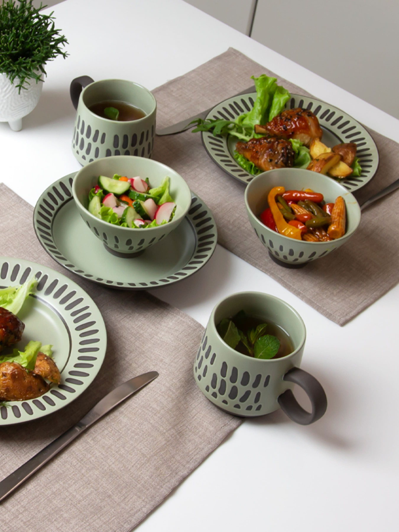 Чашка ручної роботи "Зелене диво" MBM HOME модель KP-37 OLIVE Фото