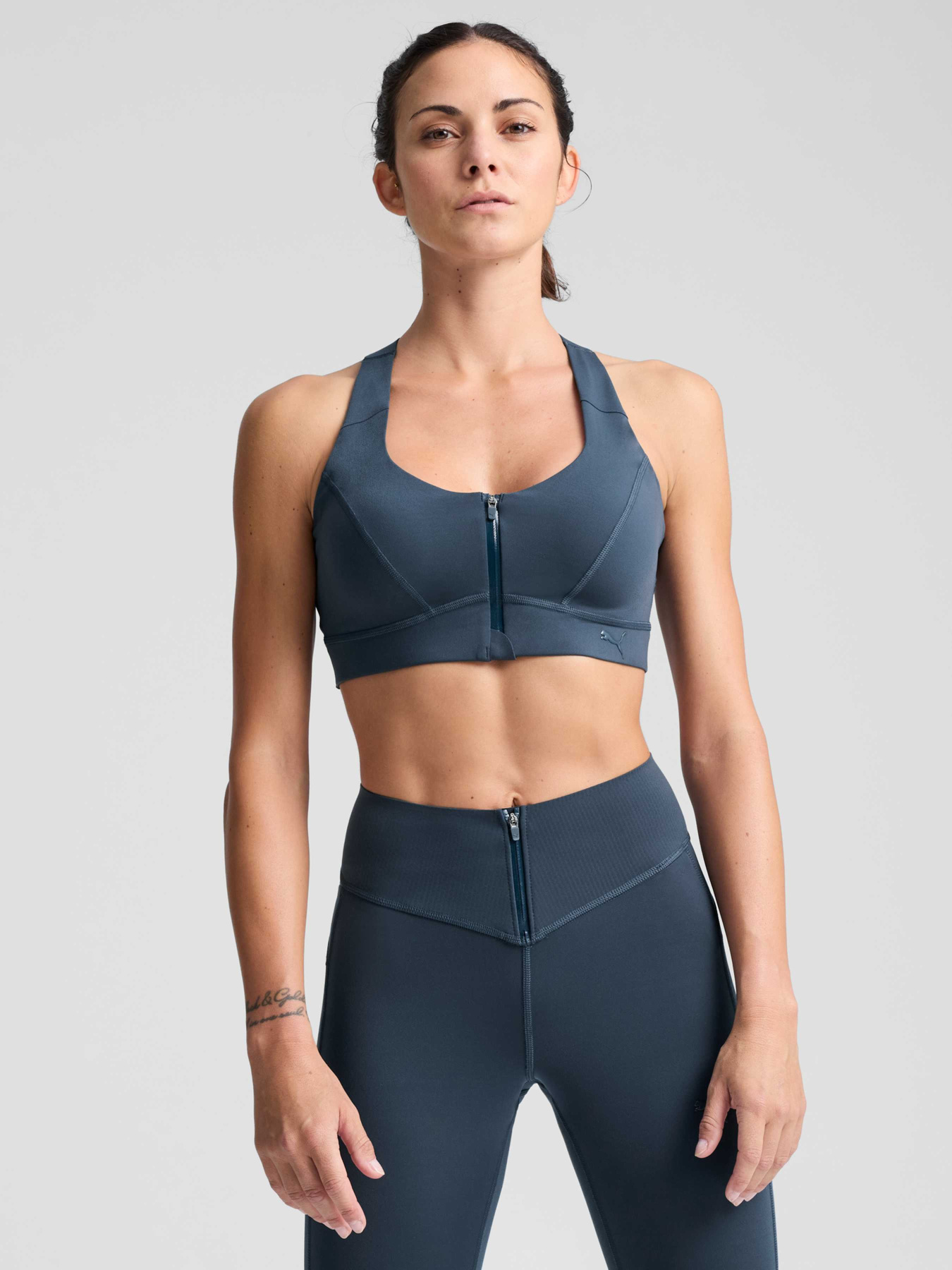Спортивний топ PUMA Zip Bra модель 526811 Фото