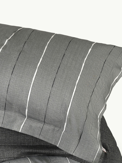 Наволочка "Сумерки" в полоску из натурального сатина MBM HOME модель BL-P-06 GRAY/PRINT Фото