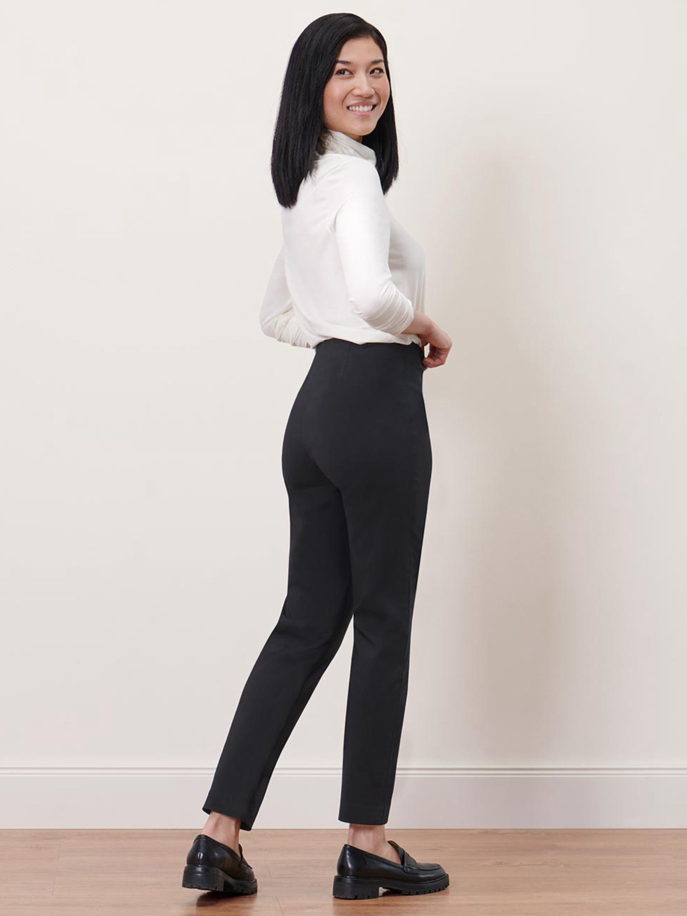 Штани повсякденні Tchibo модель T1723122737 Фото