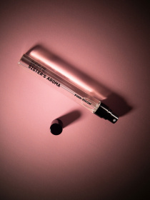 Парфюмированная вода Pink Moon Sister’s Aroma модель 4820227782710 Парфюмированная вода Pink Moon Sister’s Aroma модель 4820227782710 Фото