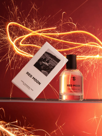 Парфюмированная вода Red Moon Sister’s Aroma модель 4820227782437 Фото