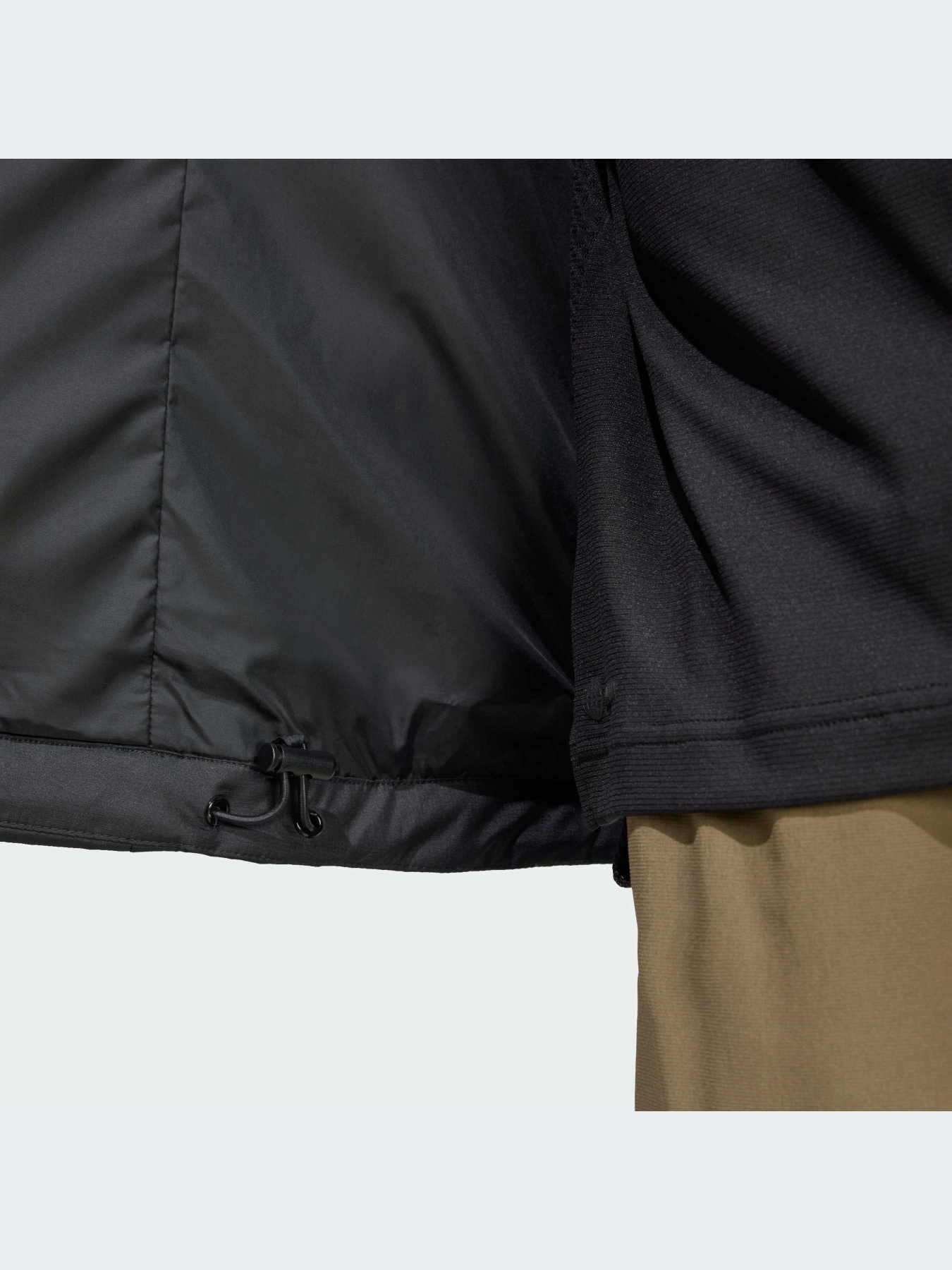 Демисезонная куртка Adidas модель IM7689 Демисезонная куртка Adidas модель IM7689 Фото