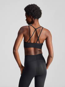 Топ спортивный Adidas модель IW6373 Фото