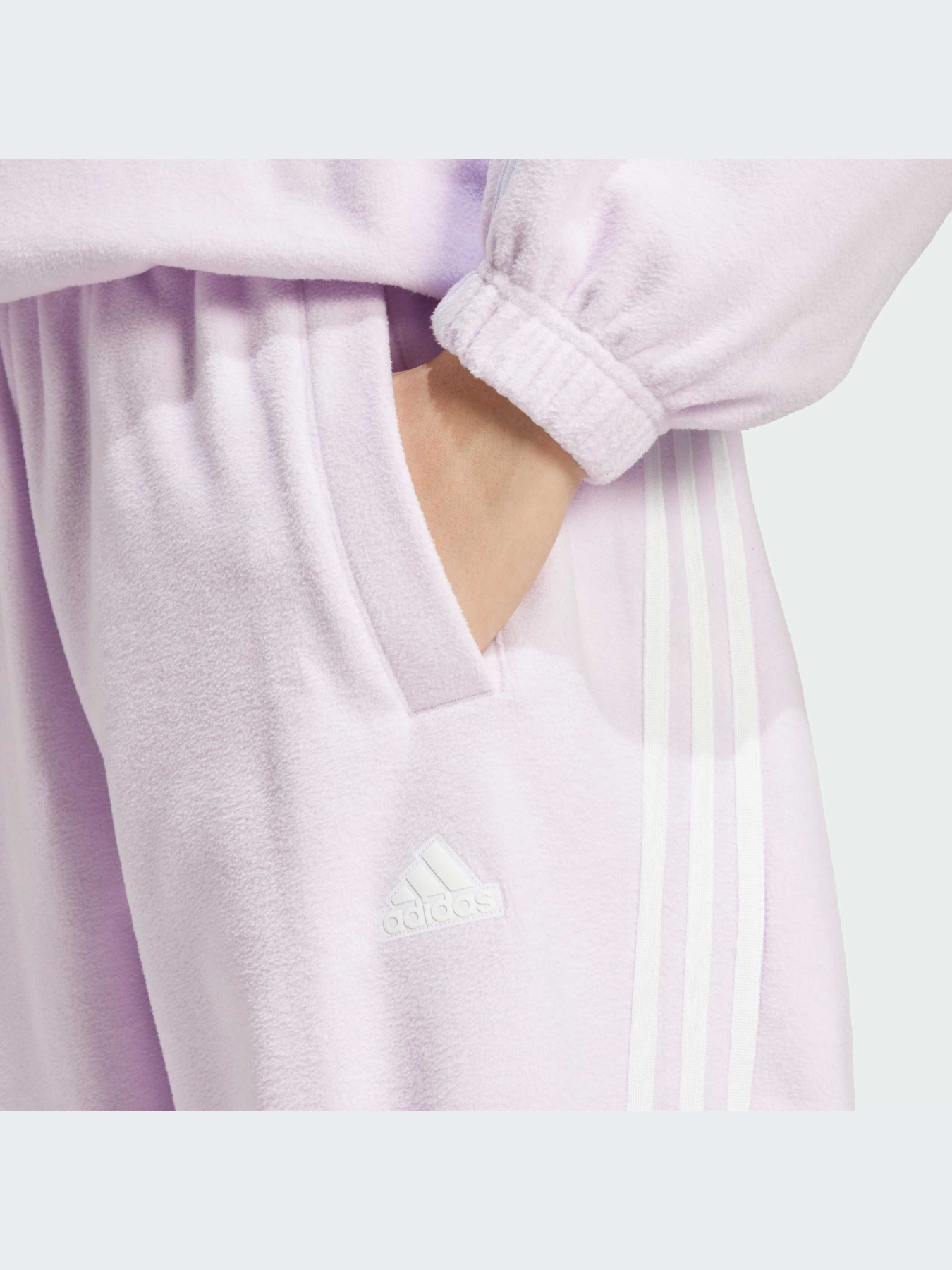 Джогери Adidas 3 Stripes модель IW5242 Джогери Adidas 3 Stripes модель IW5242 Фото