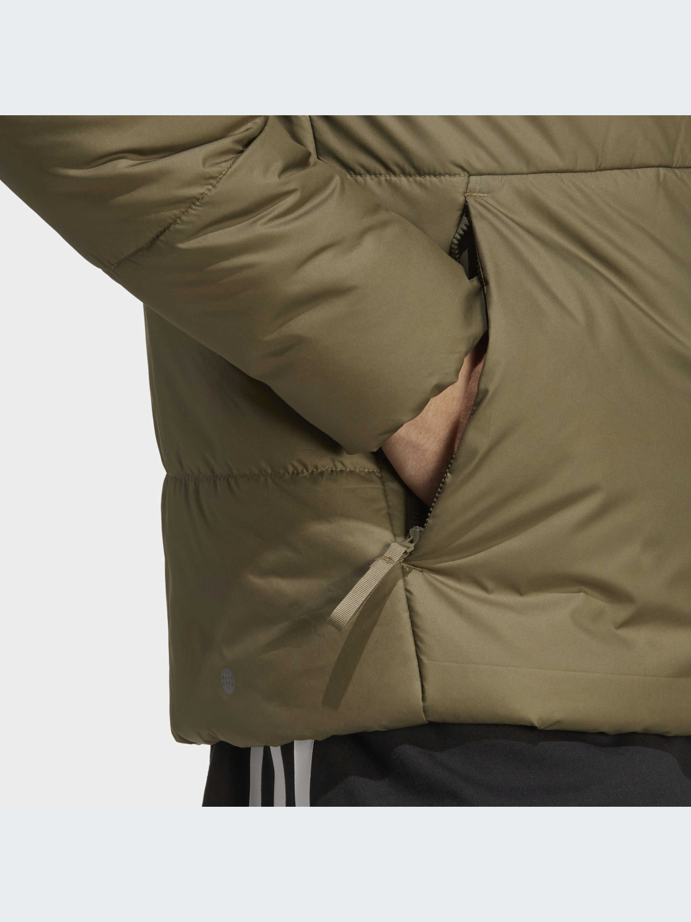 Демисезонная куртка Adidas 3 Stripes модель HT8710 Фото