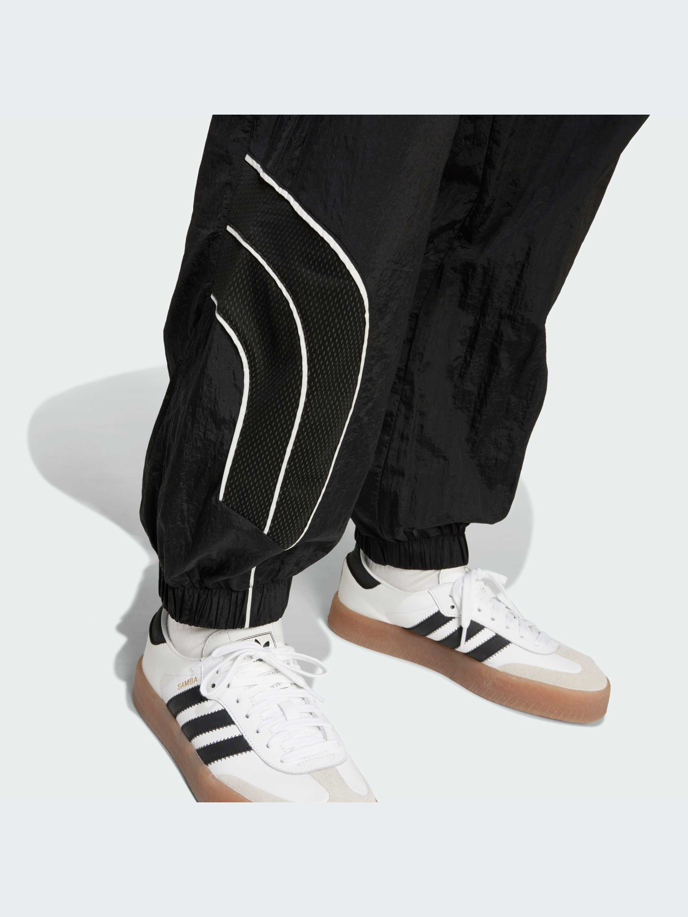 Джоггеры Adidas модель IX6712 Фото