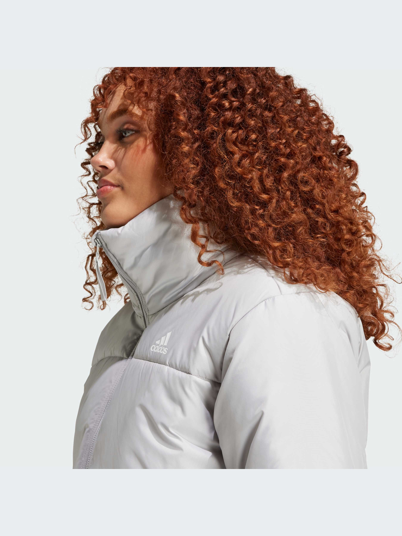 Демисезонная куртка Adidas модель IX8874 Фото