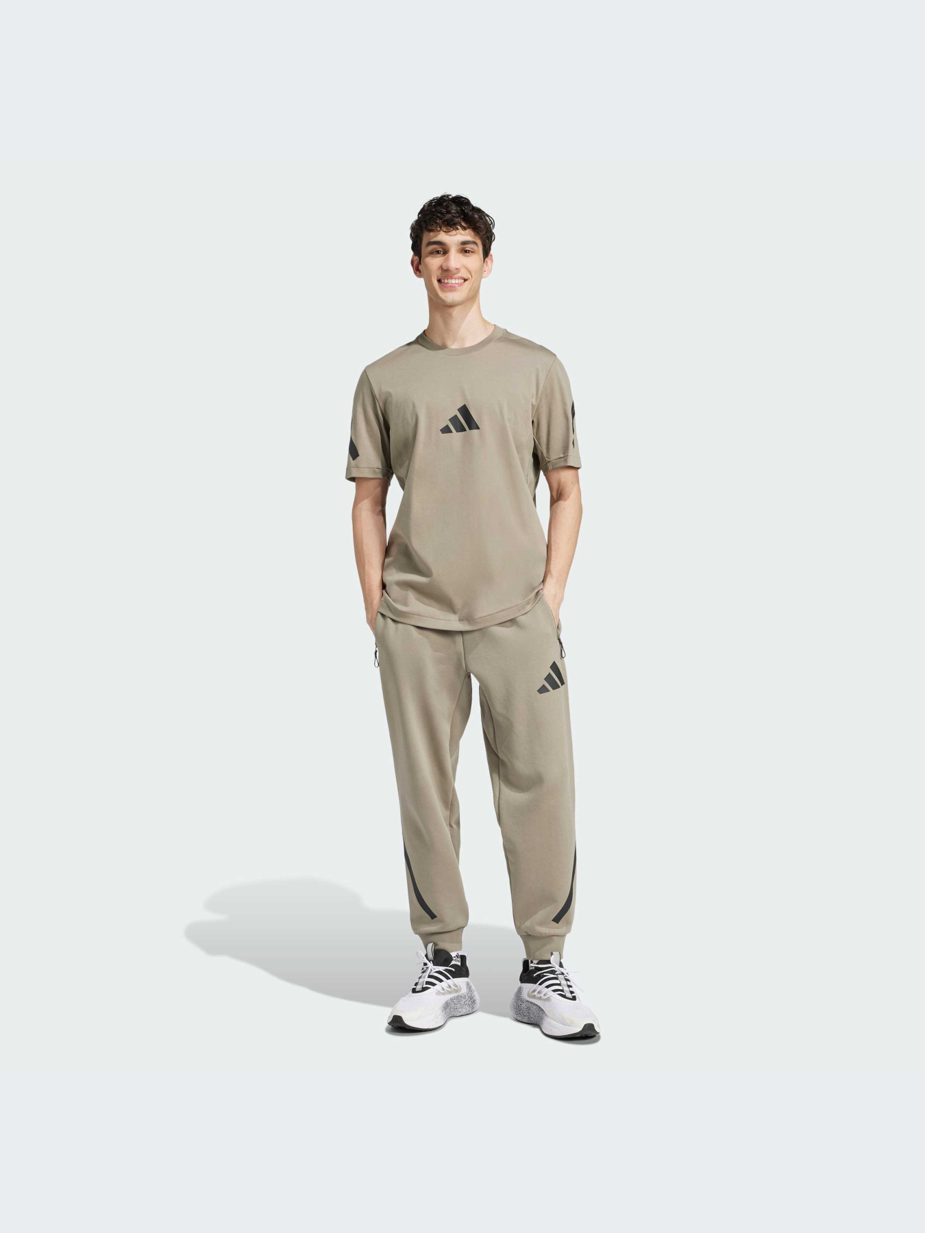 Футболка Adidas ZNE модель JE7541 Фото