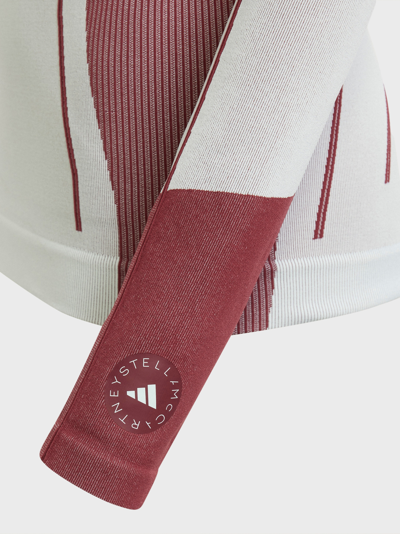 Кофта спортивная Adidas модель IW6368 Фото