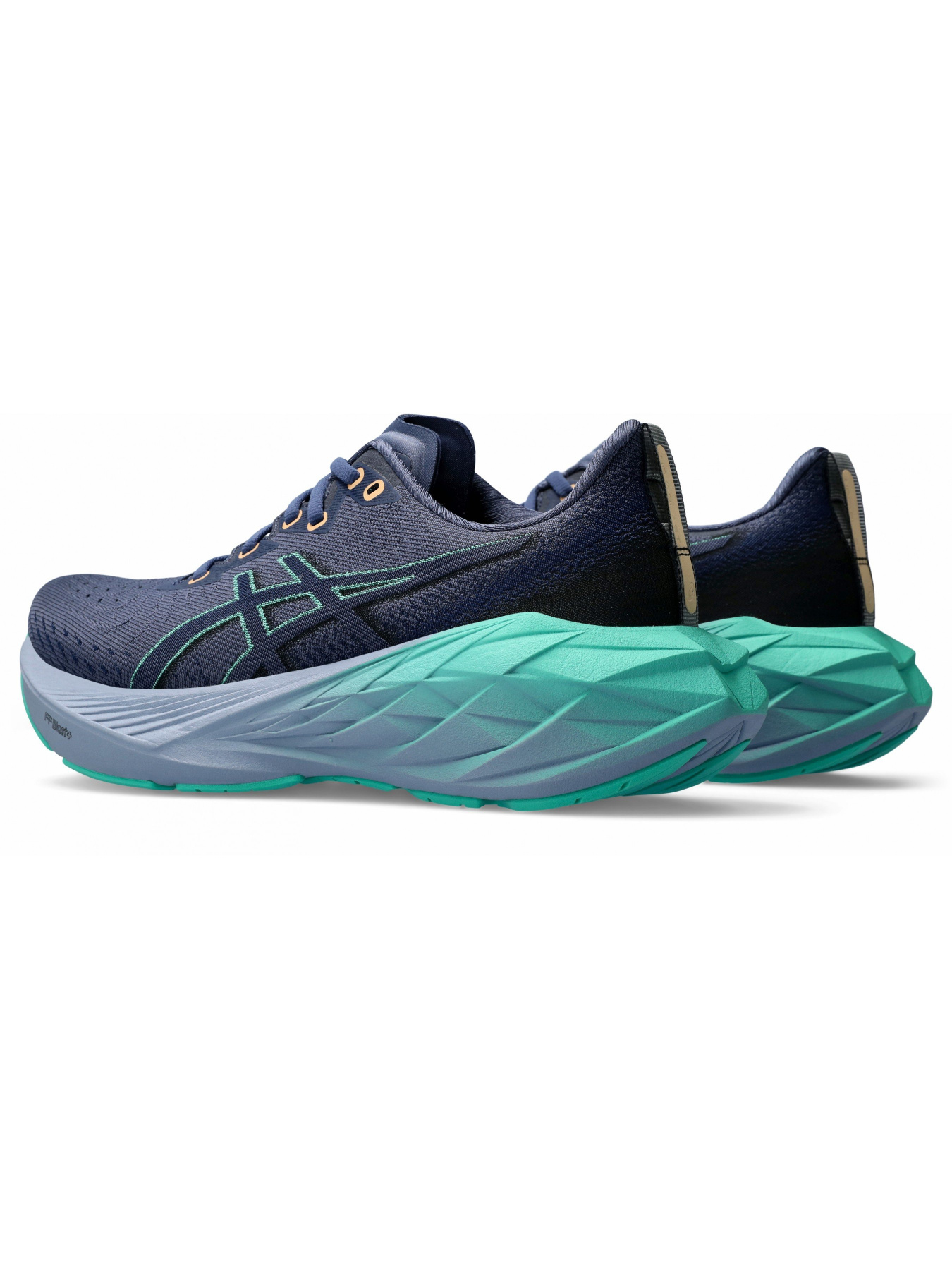 Кроссовки для бега Asics Novablast 4 модель 1012B510-401 Фото