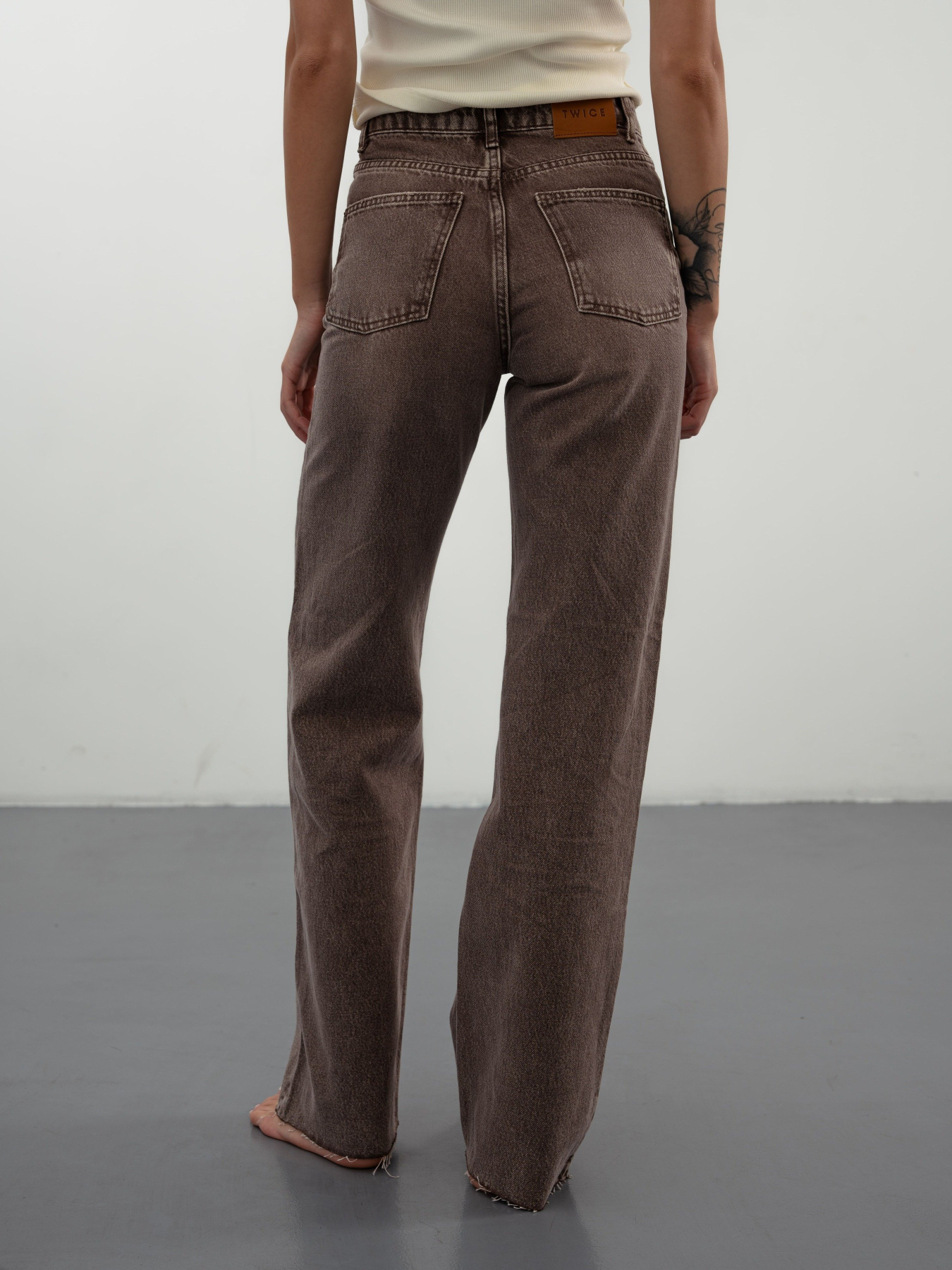 Широкі джинси Twice модель 2451642 Фото