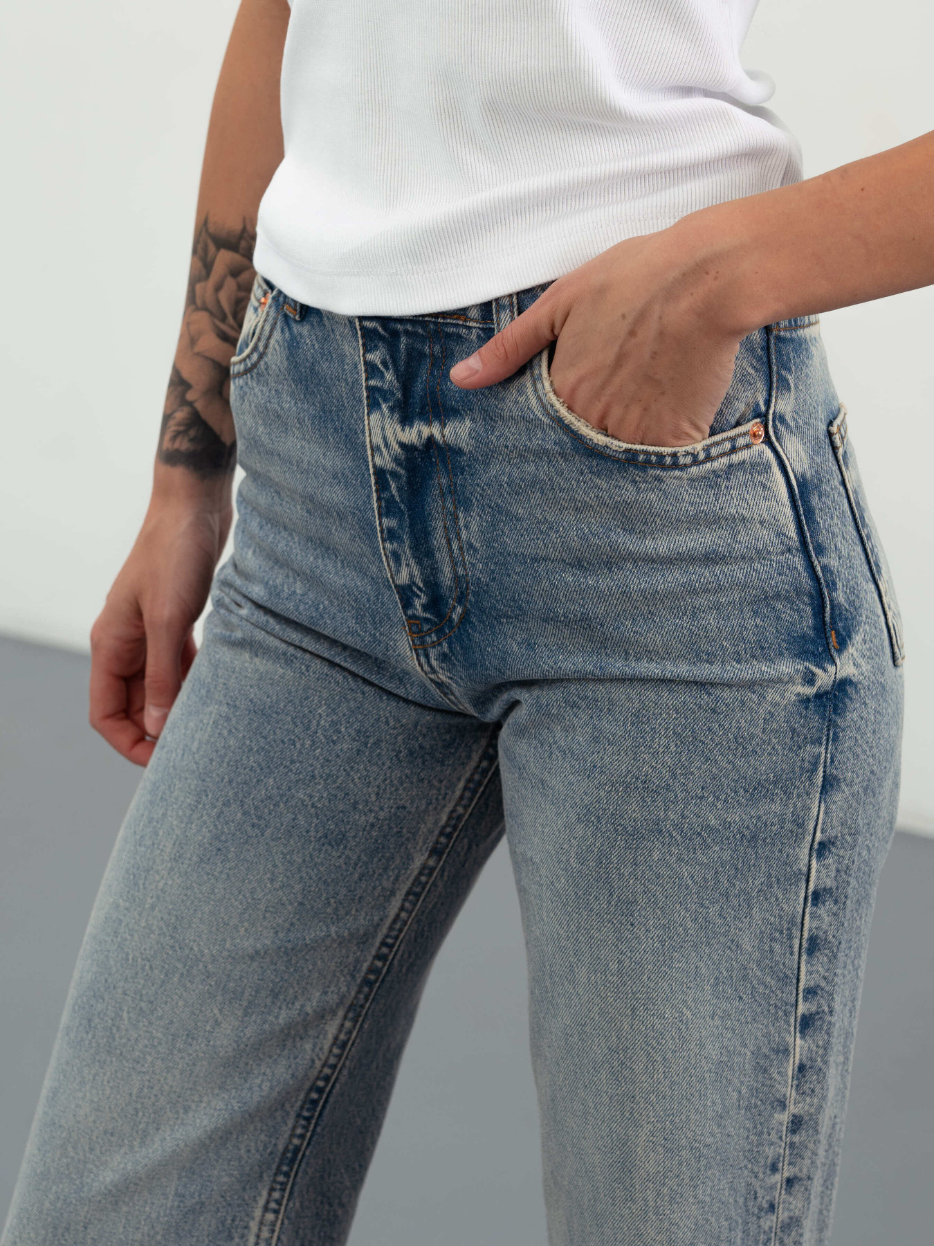 Прямые джинсы Twice модель 2451928 Фото