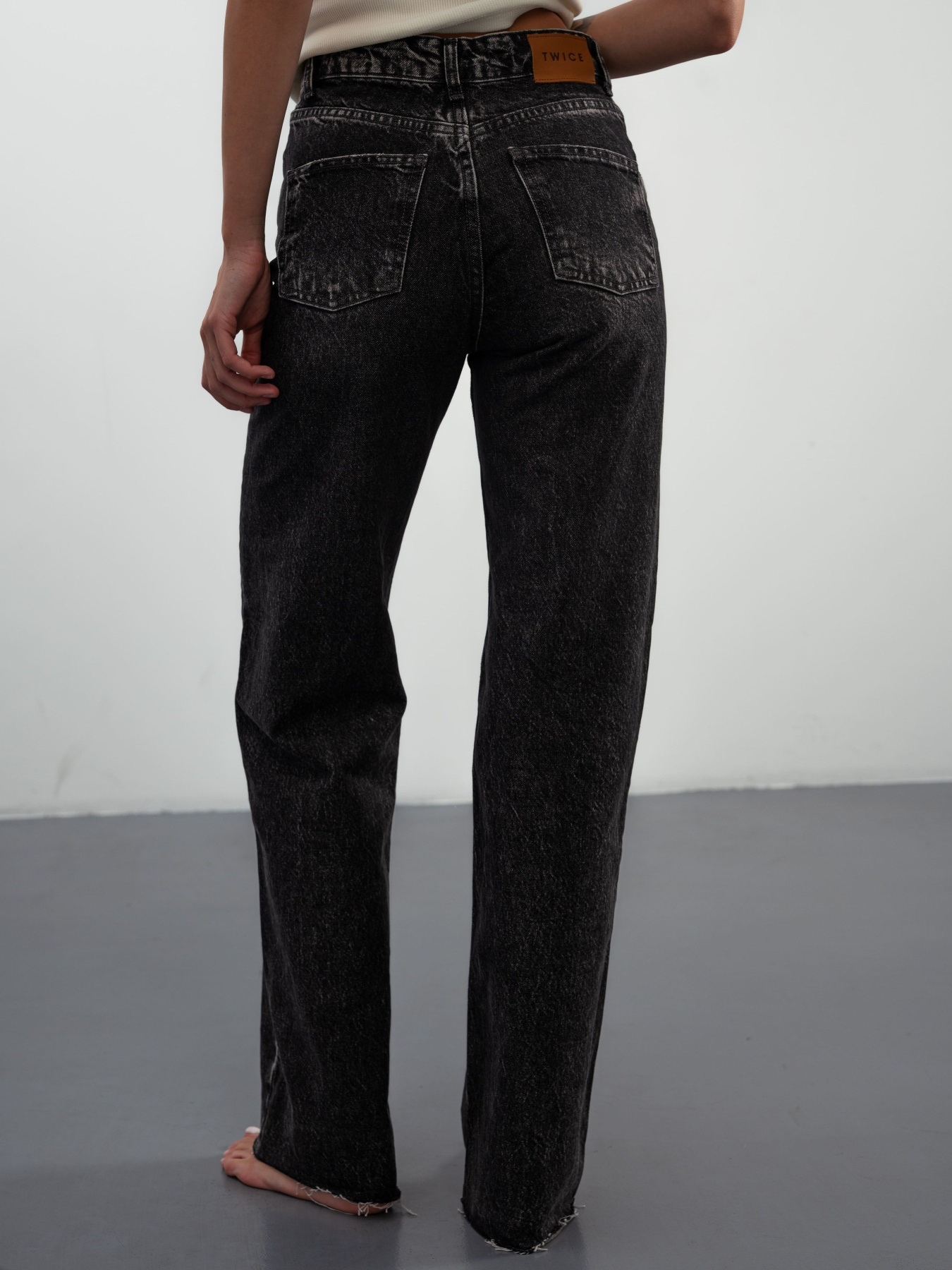 Прямые джинсы Twice модель 2451730 Фото