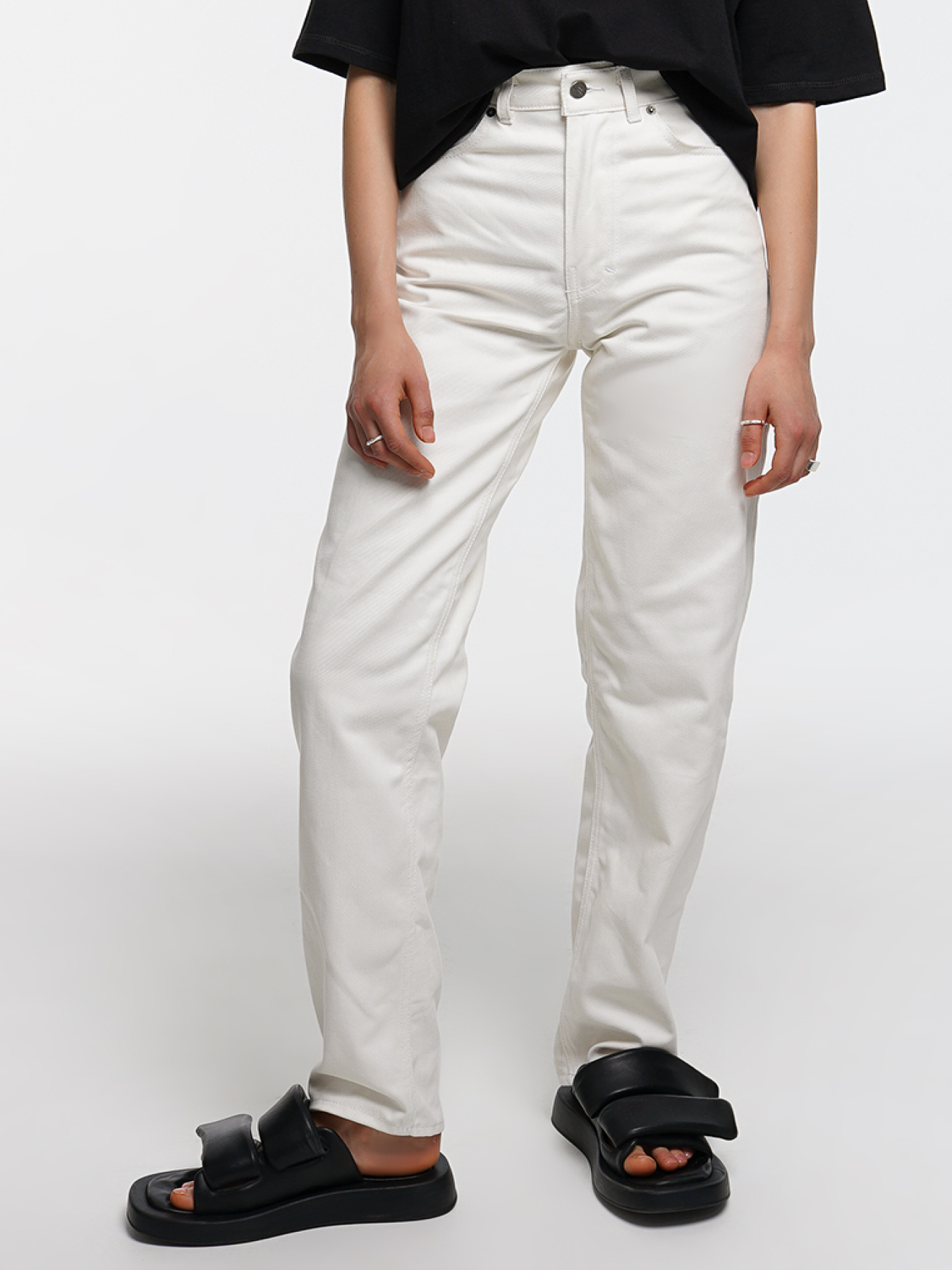Джинсы Джинсы прямые модель dr21-jns-white Фото