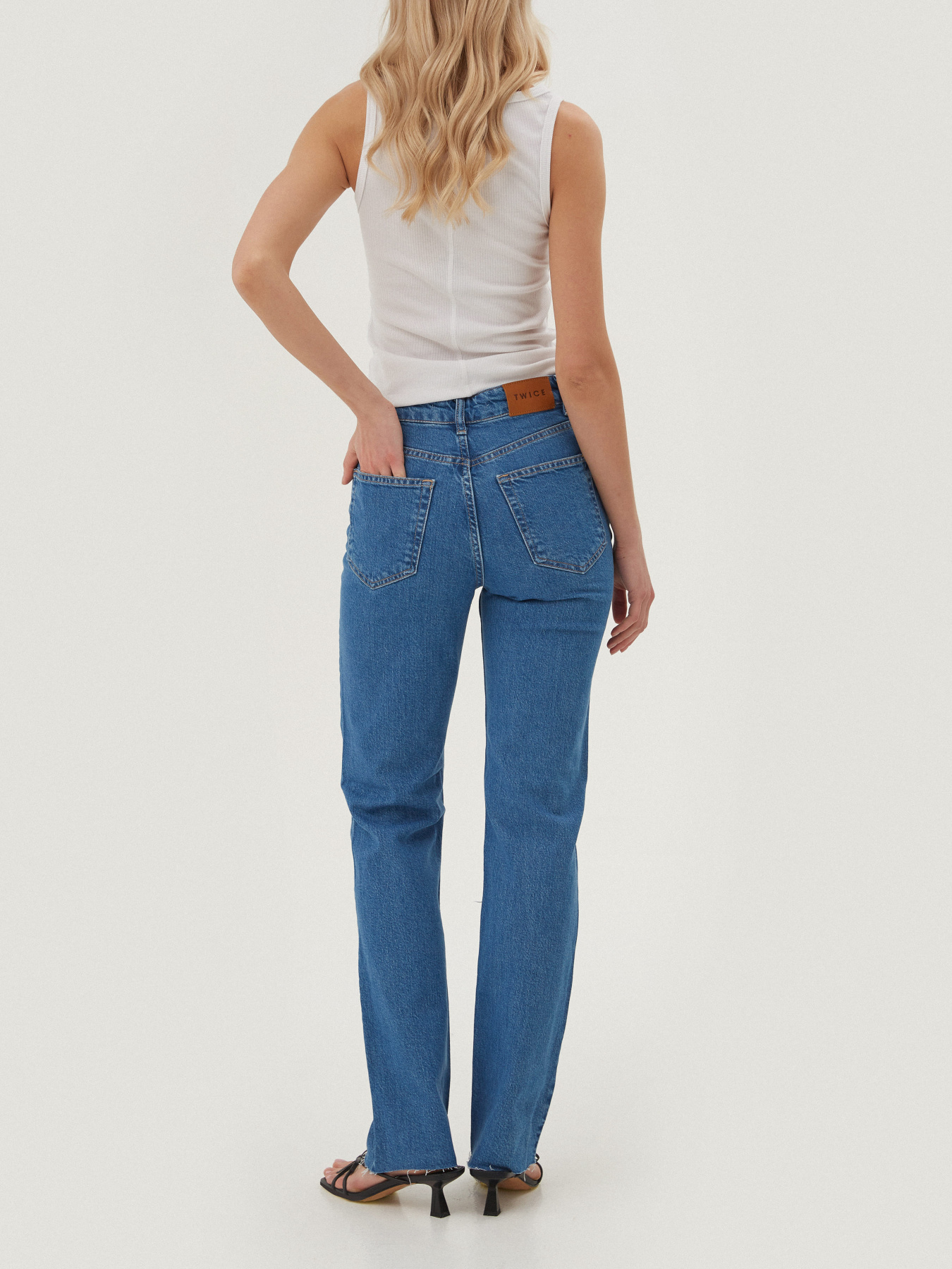 Прямые джинсы Twice модель 2470505 Фото