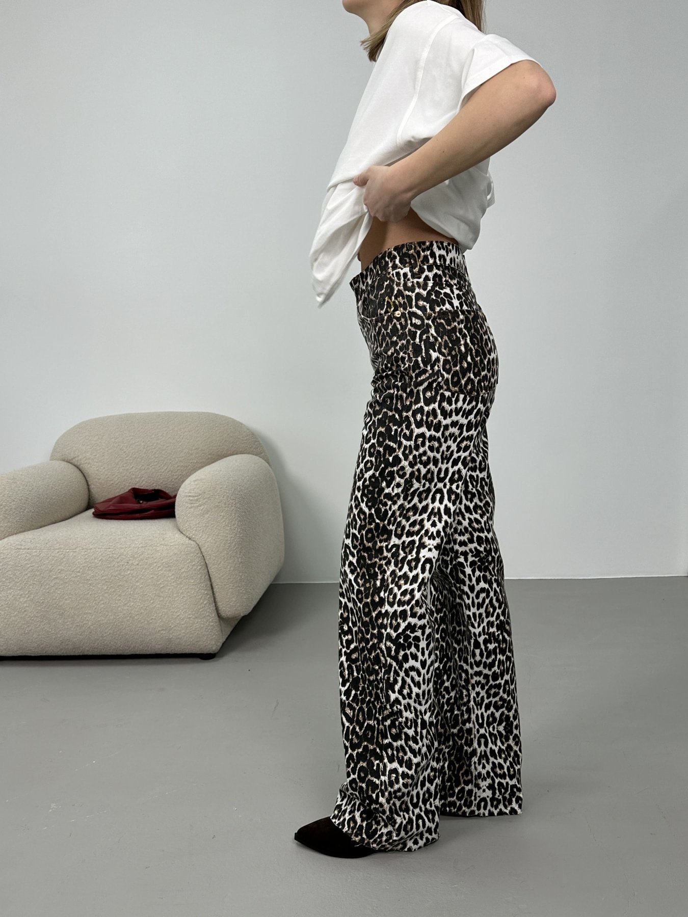 Бойфренди Twice модель 2451317 Фото