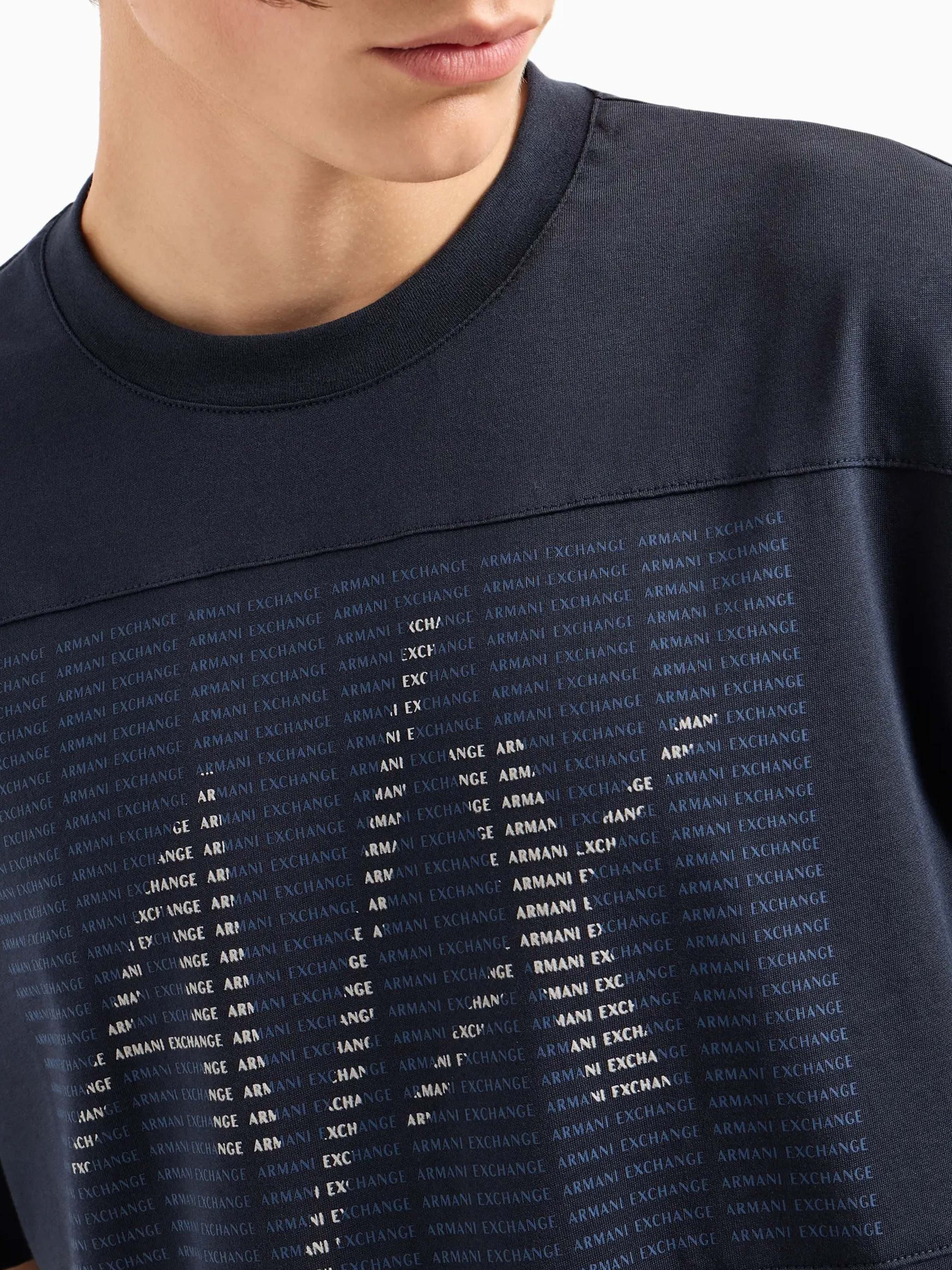 Футболки и поло Armani Exchange модель 6DZTJD-ZJBYZ-1510 Фото